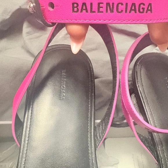 Balenciaga Pink and Black Sandals with Sleek Design
